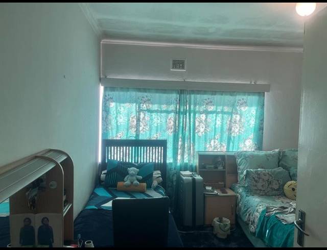 2 BEDROOM APARTMENT FOR SALE IN PAROW VALLEY